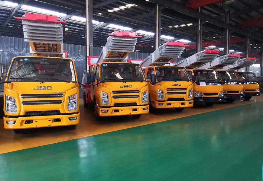 國六藍(lán)牌江鈴順達32米云梯車